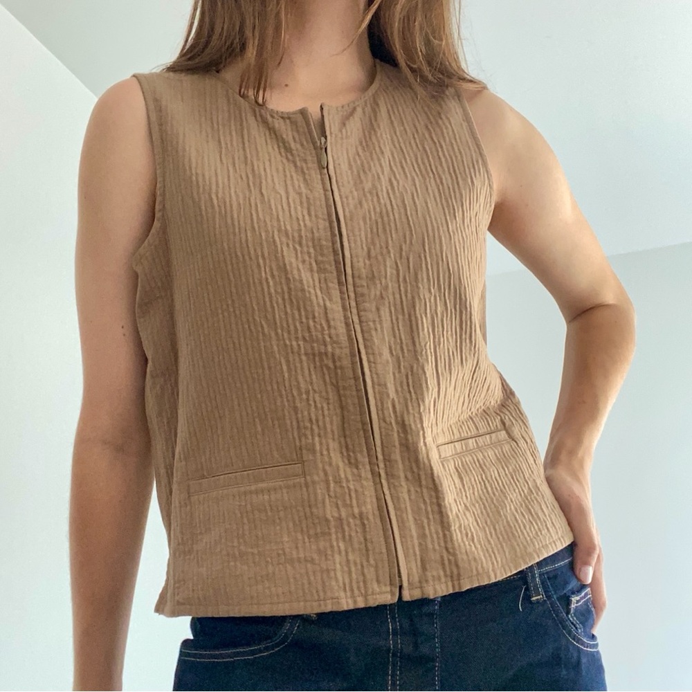 Vintage // zip-up vest